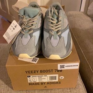 Adidas, Yeezy Inertia new in box size 7.5